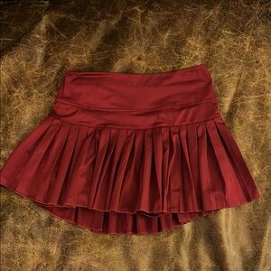 Gold hinge skirt red small